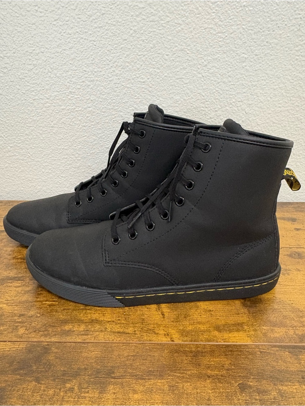 Dr. Martens Sheridan Leather Boots Women's 10 Men's 9 EU 42 Excellent Condition